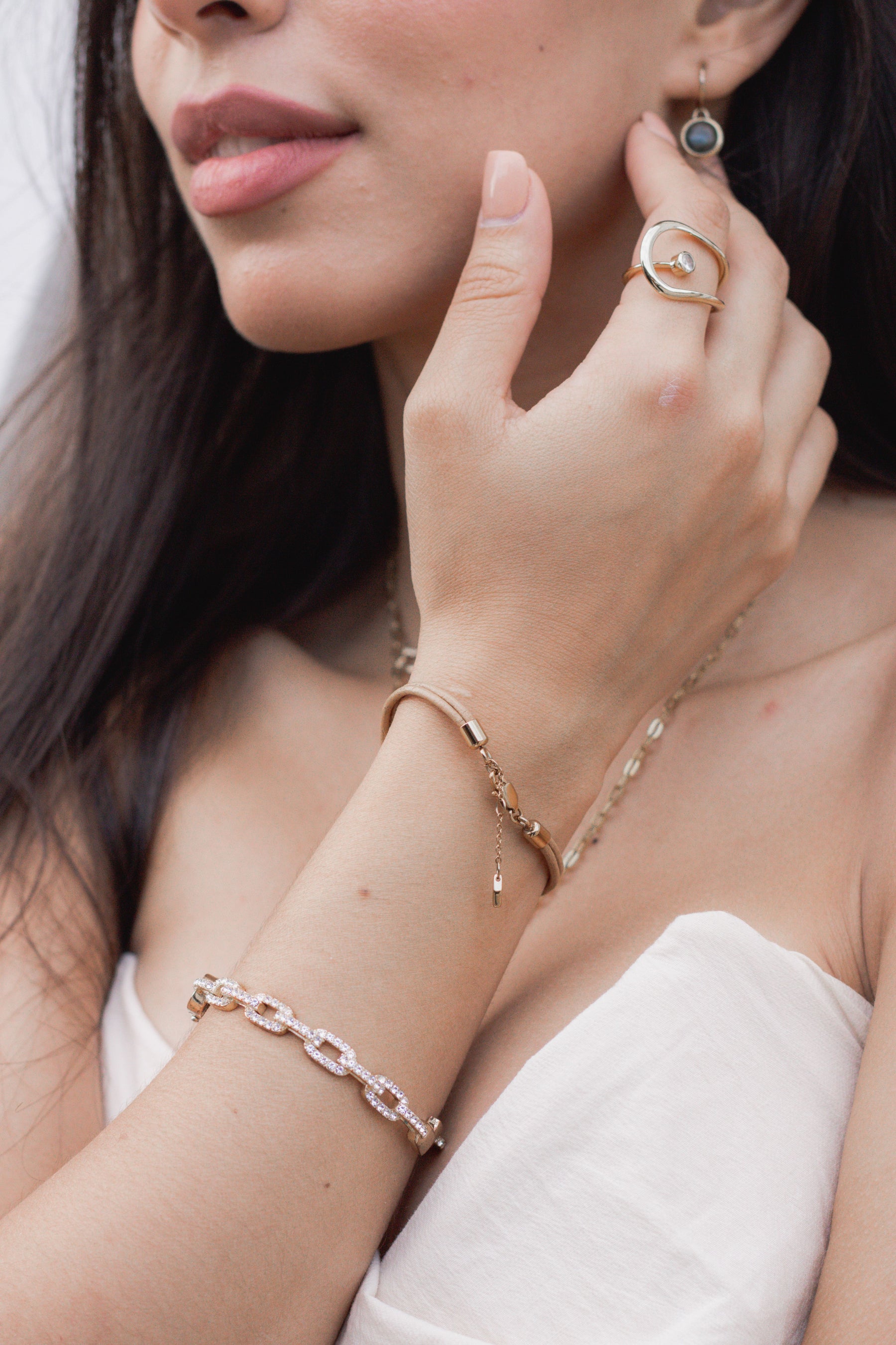 Four thin stacking bands in mixed metals